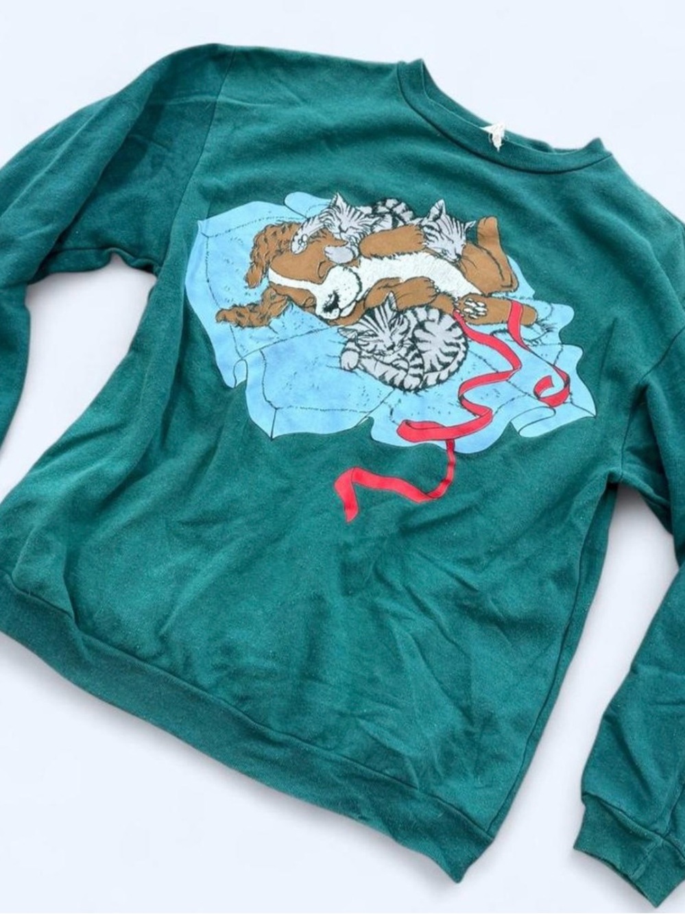 Vintage 90s Cozy Teal Green Graphic Sweatshirt with Puppy & Kittens